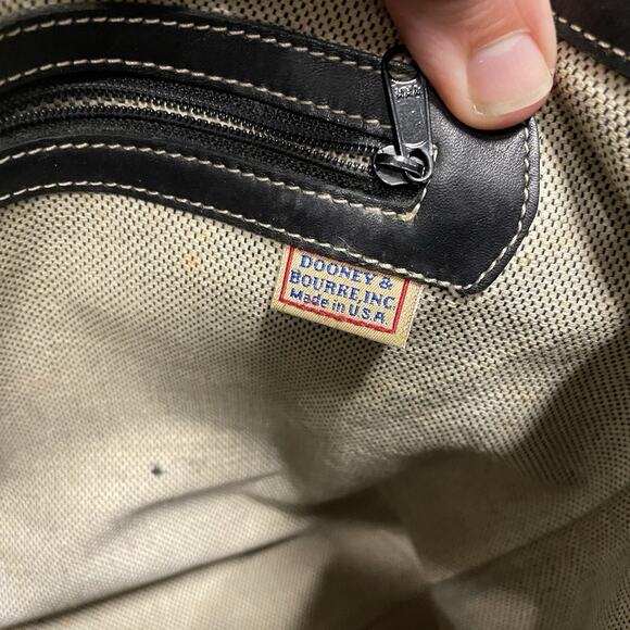 Vintage DOONEY & BOURKE Black Leather Bucket Tote Bag All Weather Purse Charm - Picture 9 of 10